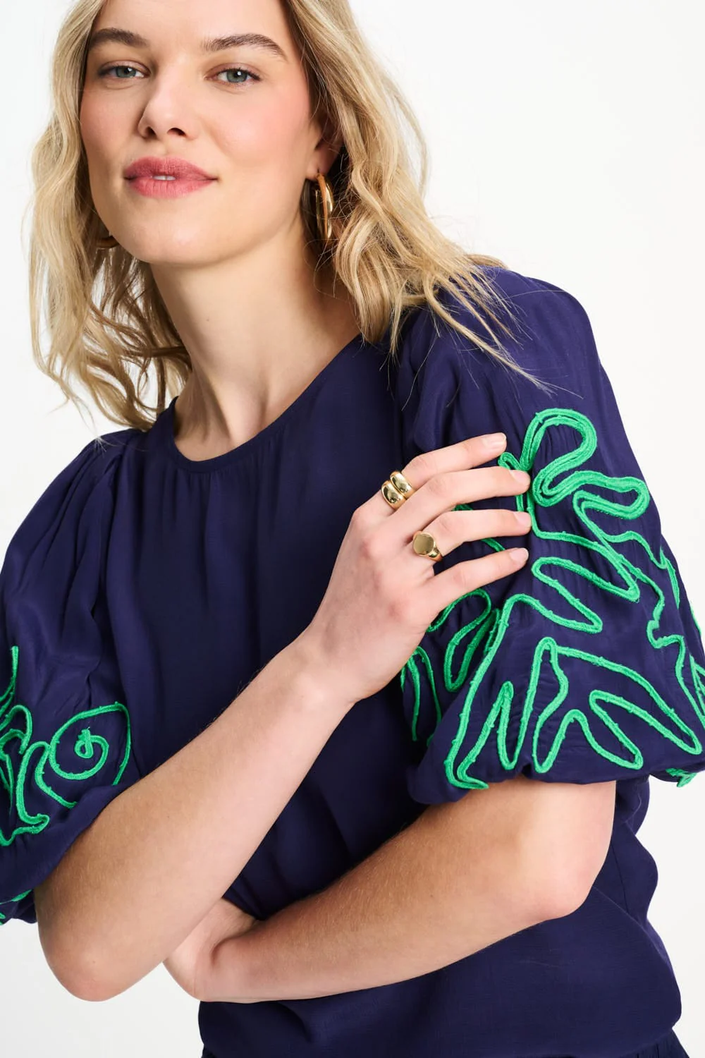 Tops & T-shirts